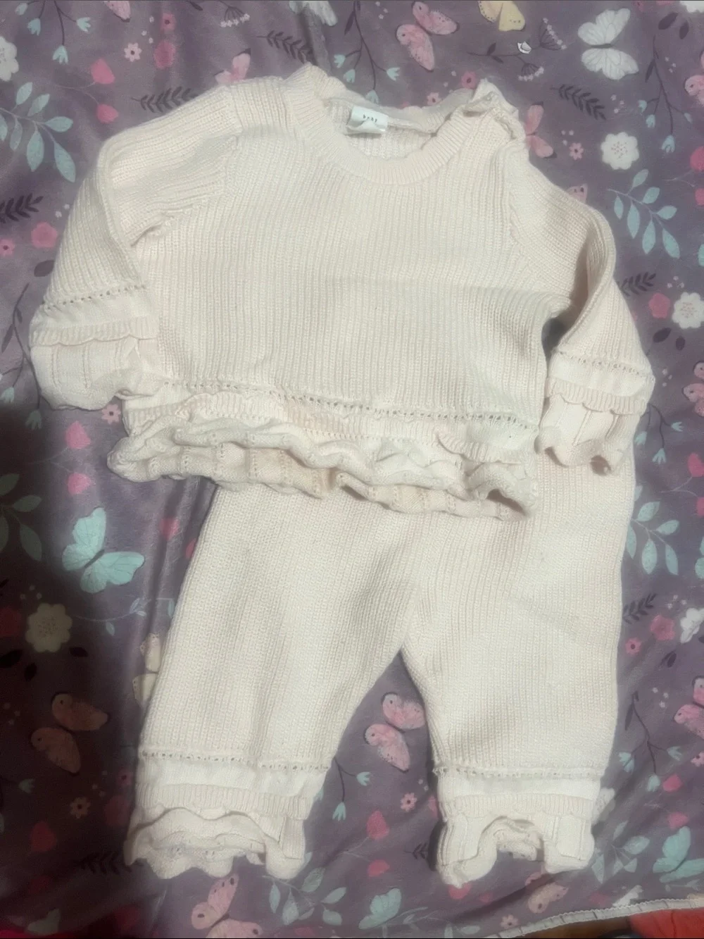 GAP Pink Knit Ruffle Baby Outfit